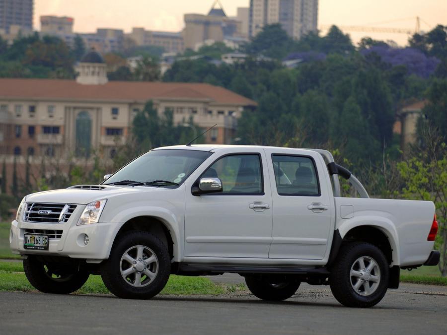  Isuzu KB Double Cab 2007 года  (фото 6 из 14)